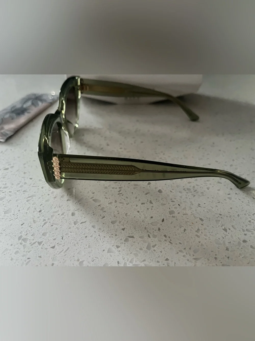 Diff Eyewear Olive Green Retro Cat-Eye Sunglasses